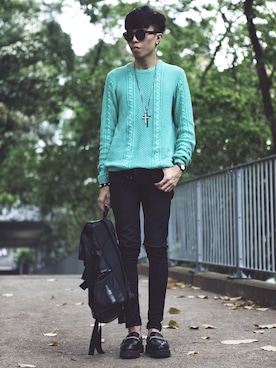 「PULL&BEAR（プルアンドベア）のアイテム（ニット/セーター）」を使った、Belongさん（メンズ・177cm）の夏コーディネート