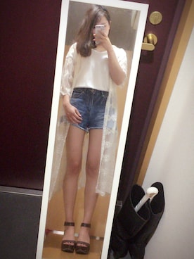 「AZUL by moussy（アズールバイマウジー）のｵｰｶﾞﾆｯｸｺｯﾄﾝVﾈｯｸ半袖PO（Tシャツ/カットソー）」を使った、yuccoさん（レディース・161cm）の夏コーディネート