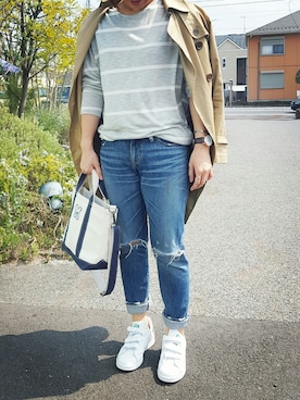「CONFIDENCEのアイテム（ニット/セーター、グレー系）」を使った、MAYUMI YOKOTAさん（レディース・160cm）の春コーディネート