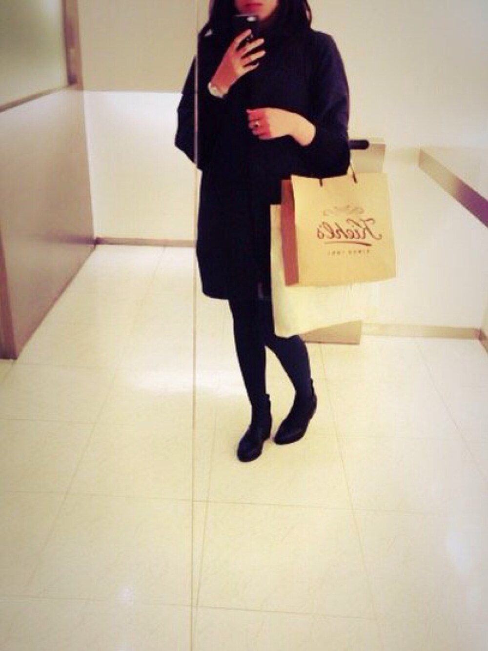 「日常」｜「E hyphen world galleryのアイテム（ノーカラージャケット、ブルー系）」を使った、chiyu:)さん（レディース・158cm）の冬コーディネートの1枚目の写真