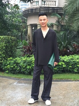 「DRIES VAN NOTEN（ドリスヴァンノッテン）のアイテム（チノパンツ）」を使った、J Huangさん（メンズ・173cm）の夏コーディネート