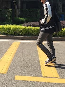 「UNUSED（アンユーズド）のアイテム（ナイロンジャケット）」を使った、J Huangさん（メンズ・173cm）の春コーディネート