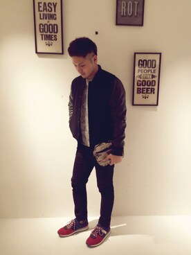 「アイテム（ボディバッグ/ウエストポーチ、グリーン系）」を使った、TSUGUさん（メンズ・168cm）の冬コーディネート