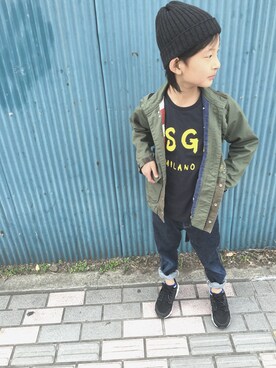 「MSGM（エムエスジーエム）のアイテム（トップス）」を使った、achukaさん（キッズ・134cm）の春コーディネート