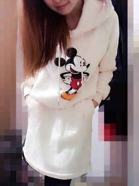 「Mickeyのアイテム（スカート、ホワイト系）」を使った、林軟 🐻さん（レディース・158cm）の冬コーディネート