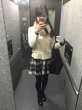 「コンサバ」｜「アイテム（その他アウター）」を使った、Mitsueleenoさん（レディース・164cm）の冬コーディネート