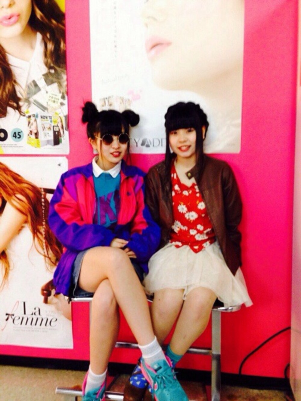 「古着、スニーカー、NIKE、used、サングラス、ナイキ、fashion、ootd、コーディネート、outfit」｜「NIKEのアイテム（スニーカー、ブルー系）」を使った、sayaohnoさん（レディース・157cm）の夏コーディネートの1枚目の写真