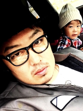 「N.HOOLYWOOD（N.ハリウッド）のアイテム（メガネ、ブラック系）」を使った、coffeemilk.gucciさん（メンズ・171cm）の春コーディネート