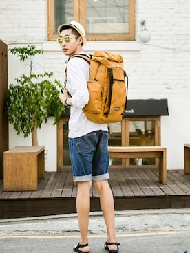 「KANGOL（カンゴール）のアイテム（バッグ）」を使った、KANGOLKOREAさん（メンズ・182cm）の夏コーディネート