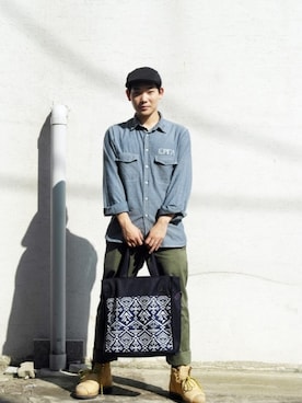 「KANGOL（カンゴール）のアイテム（バッグ）」を使った、KANGOLKOREAさん（メンズ・170cm）の秋コーディネート