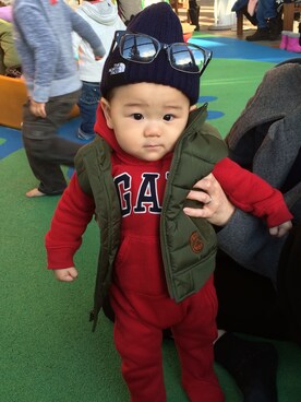 「babyGAP（babyGAP）のアイテム（トップス、レッド系）」を使った、y.yasudaさん（メンズ・173cm）の冬コーディネート