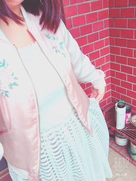 「RETRO GIRL（レトロガール）のアイテム（スタジャン）」を使った、ゆんぱんださん（レディース・154cm）の春コーディネート