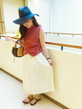 「SHIPS for women（シップスフォーウィメン）のペーパーハット（ハット、ホワイト系）」を使った、権田　彩弓さん（レディース・157cm）の夏コーディネート
