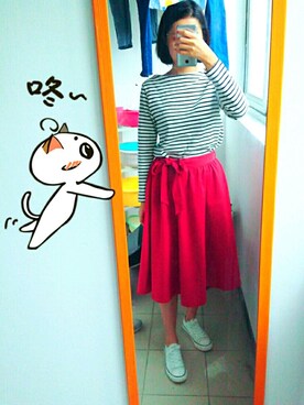 「UNIQLO（ユニクロ）の条纹上衣（Tシャツ/カットソー、ホワイト系）」を使った、PowerfulHeさん（レディース）の秋コーディネート