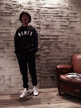 「REMIX（リミックス）のアイテム（スウェット）」を使った、Marcoさん（メンズ・173cm）の秋コーディネート