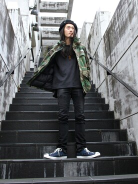 「LABRAT（ラブラット）のアイテム（パンツ）」を使った、MANYさん（メンズ・175cm）の冬コーディネート