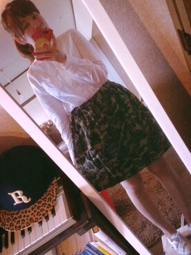「BEAUTY&YOUTH UNITED ARROWS（ビューティーアンドユースユナイテッドアローズ）のBY ♪SUPERGA CLASSIC スニーカー[MGZ4]（スニーカー、ホワイト系）」を使った、MIKIさん（レディース・160cm）の春コーディネート