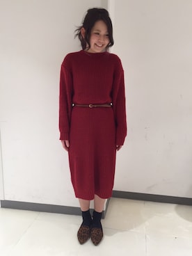 「red」｜「アイテム（パンプス）」を使った、MAKIKO NAKAYAMAさん（レディース・156cm）の冬コーディネート