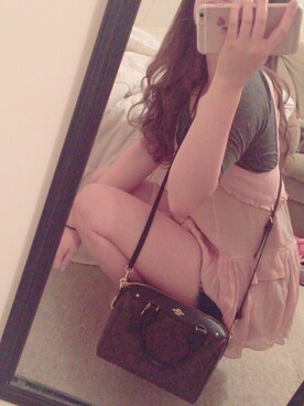 「H&M（エイチ・アンド・エム）のアイテム（Tシャツ/カットソー、グレー系）」を使った、Anneさん（レディース）の夏コーディネート