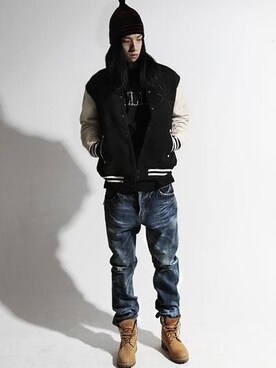 「SWAGGER（スワッガー）のアイテム（ミリタリージャケット）」を使った、엄건식(eomkeonsik)さん（メンズ・183cm）の夏コーディネート