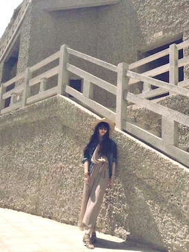 「MARITHE + FRANCOIS GIRBAUD（マリテフランソワジルボー）のアイテム（ジャケット/アウター）」を使った、Jiaye Xuさん（レディース・175cm）の春コーディネート