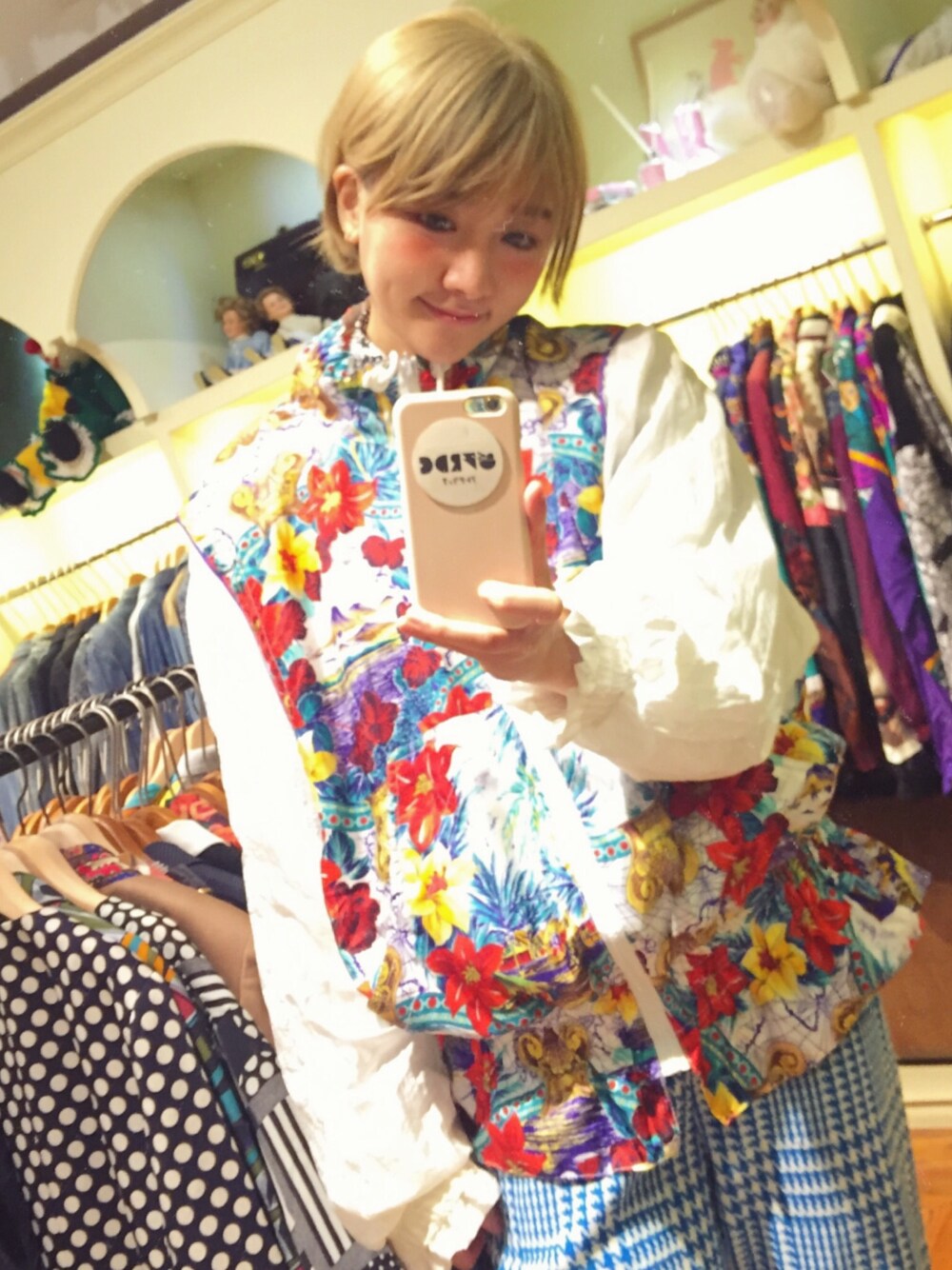 「ootd、outfit、windbreaker、american vintage、vintage、no brand、check、1990s、1980s、ファッション」｜「American Vintageのアイテム（ジャケット/アウター、その他）」を使った、よよちゃんさん（レディース・163cm）の秋コーディネートの1枚目の写真