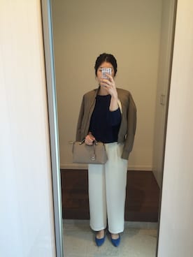 「アイテム（パンプス、ブルー系）」を使った、SAYUさん（レディース・167cm）の秋コーディネート