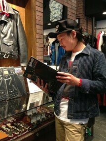 Amazon.co.jp: 革ジャン物語 田中凛太郎 ラングリッツレザー