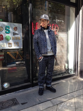 「シャツ×スウェット」｜「アイテム（カバーオール）」を使った、Junpeiさん（メンズ・166cm）の春コーディネート