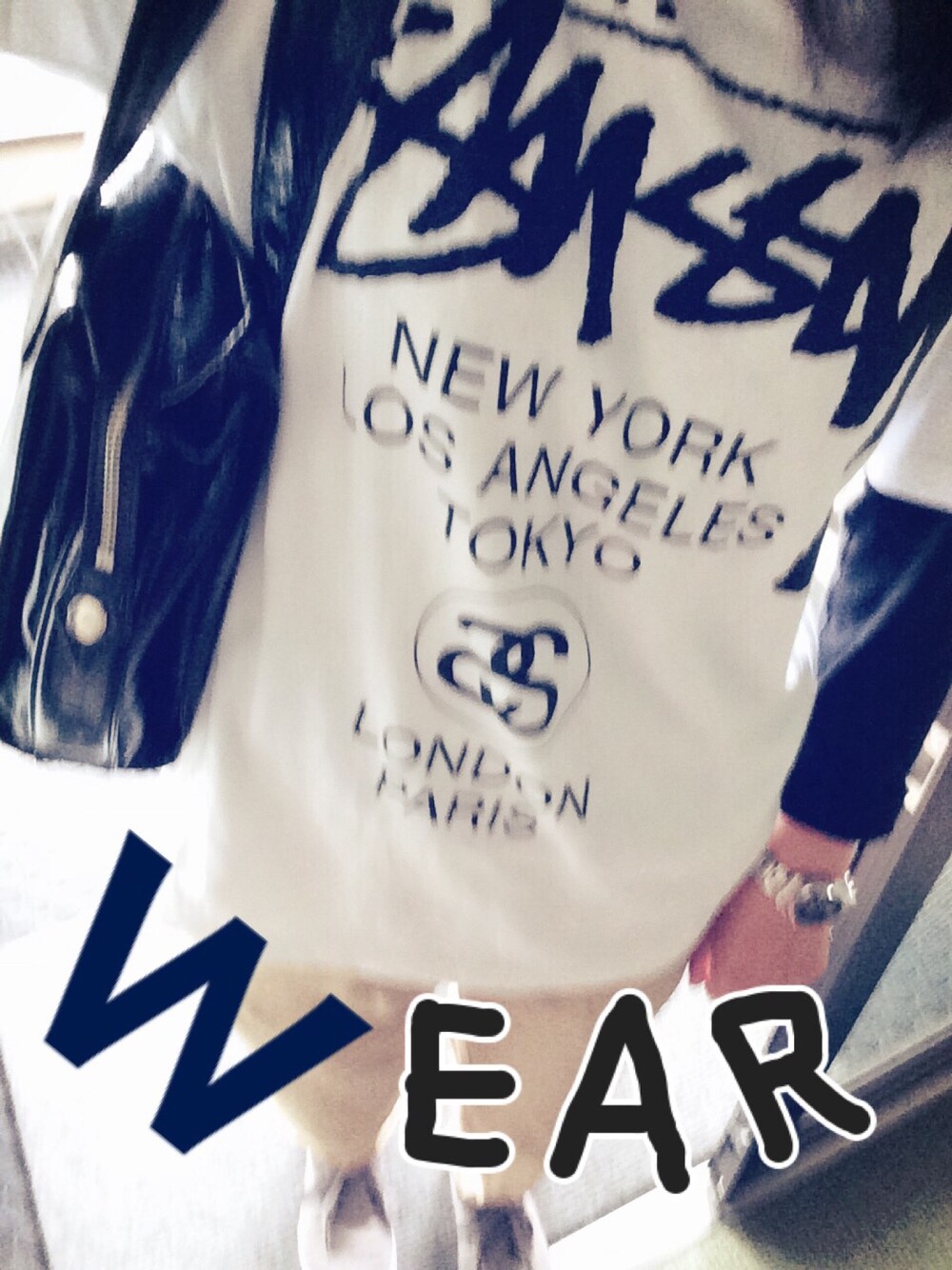 「大学生」｜「STUSSYのWorld Tour（Tシャツ/カットソー、ホワイト系）」を使った、おみきさん（レディース・153cm）の夏コーディネートの1枚目の写真