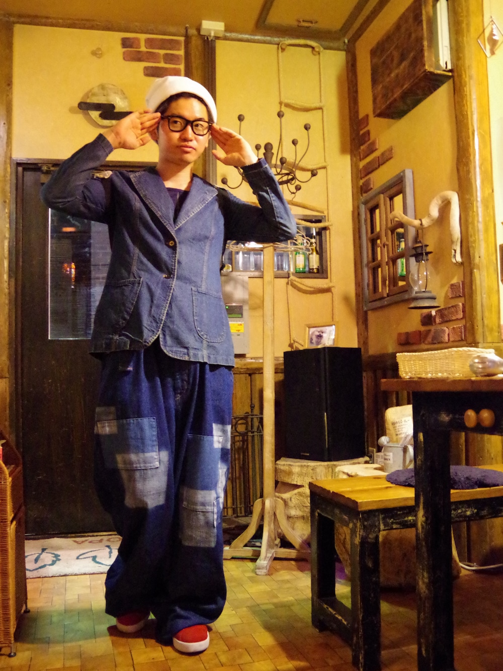 「ニットキャップ、ohta、yohjiyamamoto、黒縁メガネ」｜「ohtaのohtaリュック（バックパック/リュック、グリーン系）」を使った、まちゃち@Epic.さん（メンズ・170cm）の冬コーディネートの1枚目の写真