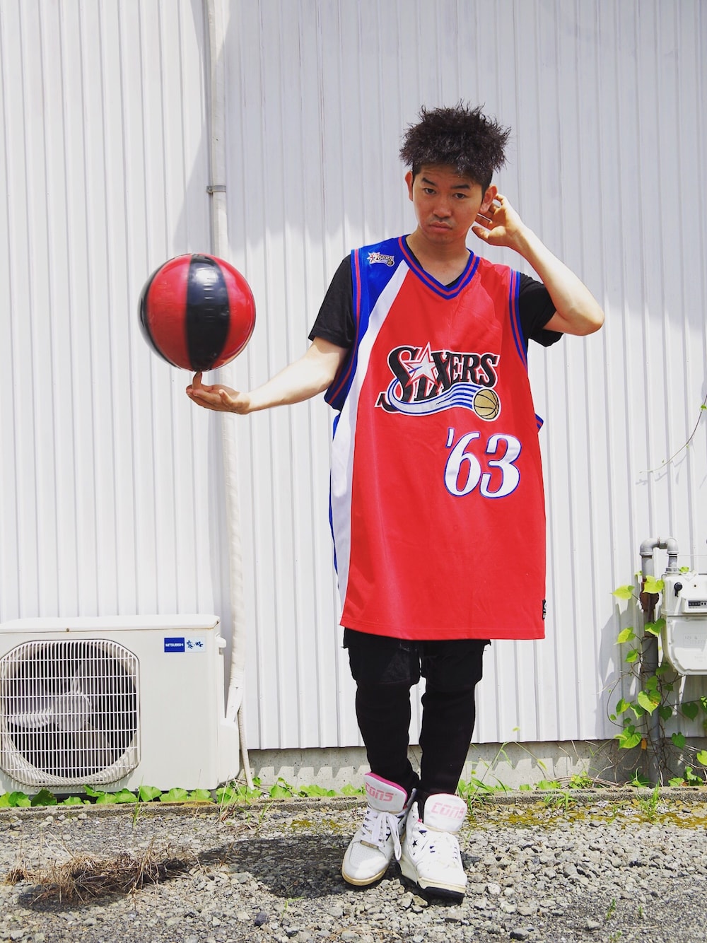 「freestylebasketball、cons、バスケットボール」｜「CONVERSEのアイテム（スニーカー、ホワイト系）」を使った、まちゃち@Epic.さん（メンズ・170cm）の夏コーディネートの1枚目の写真