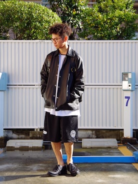 「アイテム（ドレスシューズ、パープル系）」を使った、まちゃち@Epic.さん（メンズ・170cm）の冬コーディネート