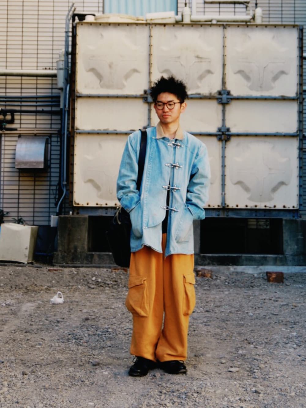 「ファイヤーマンジャケット、Timberland、スウェット、marsell、macromauro」｜「POLO RALPH LAURENのアイテム（デニムジャケット、ブルー系）」を使った、まちゃち@Epic.さん（メンズ・170cm）の冬コーディネートの1枚目の写真