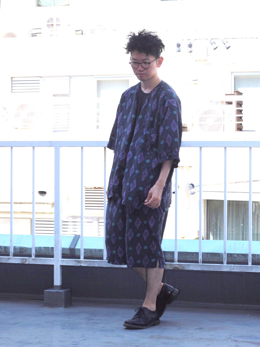 「Epic.、SET UP、used clothing、静岡、秋」｜「used clothingのアイテム（セットアップ、パープル系）」を使った、まちゃち@Epic.さん（メンズ・170cm）の夏コーディネートの1枚目の写真