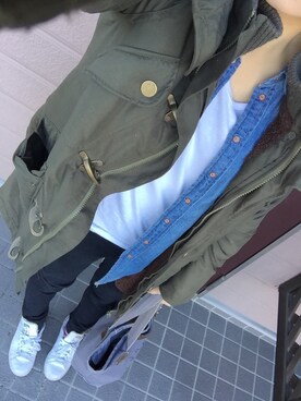 「adidas（アディダス）のadidas Originals / STAN SMITH W（スニーカー）」を使った、のりをさん（レディース・160cm）の冬コーディネート