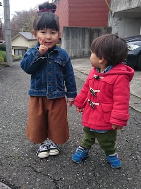 「URBAN RESEARCH（アーバンリサーチ）のアイテム（パンツ）」を使った、きゃささん（キッズ・90cm）の冬コーディネート