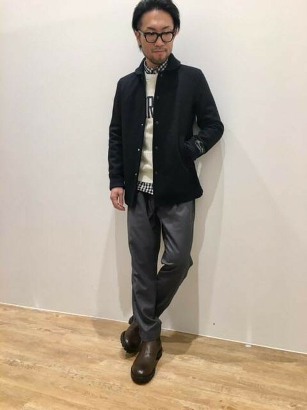 「コート、メルトンアウター、ロングジャケット、リラックスパンツ、カジュアルコーデ」｜「Vital MONSIEUR NICOLEのジャケット（その他アウター、ブルー系）」を使った、TAKAHASHIさん（メンズ・172cm）の秋コーディネートの1枚目の写真