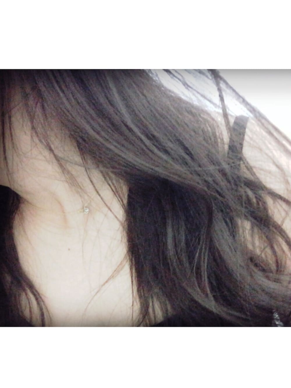 「newhair、gray」｜「New hairのアイテム（その他、グレー系）」を使った、yuutさん（レディース・165cm）の春コーディネートの1枚目の写真