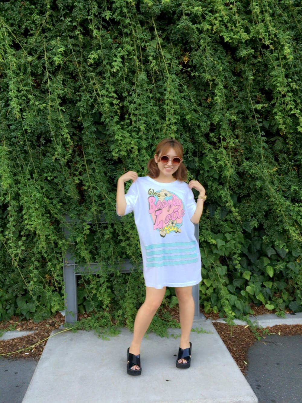 「ラフ、Tシャツ、若い、ツインテール、年に2回します、握手会、楽しかったです☺️☺️」｜「RNA SLANGのアイテム（ワンピース、ホワイト系）」を使った、内田眞由美さん（レディース・152cm）の夏コーディネートの1枚目の写真