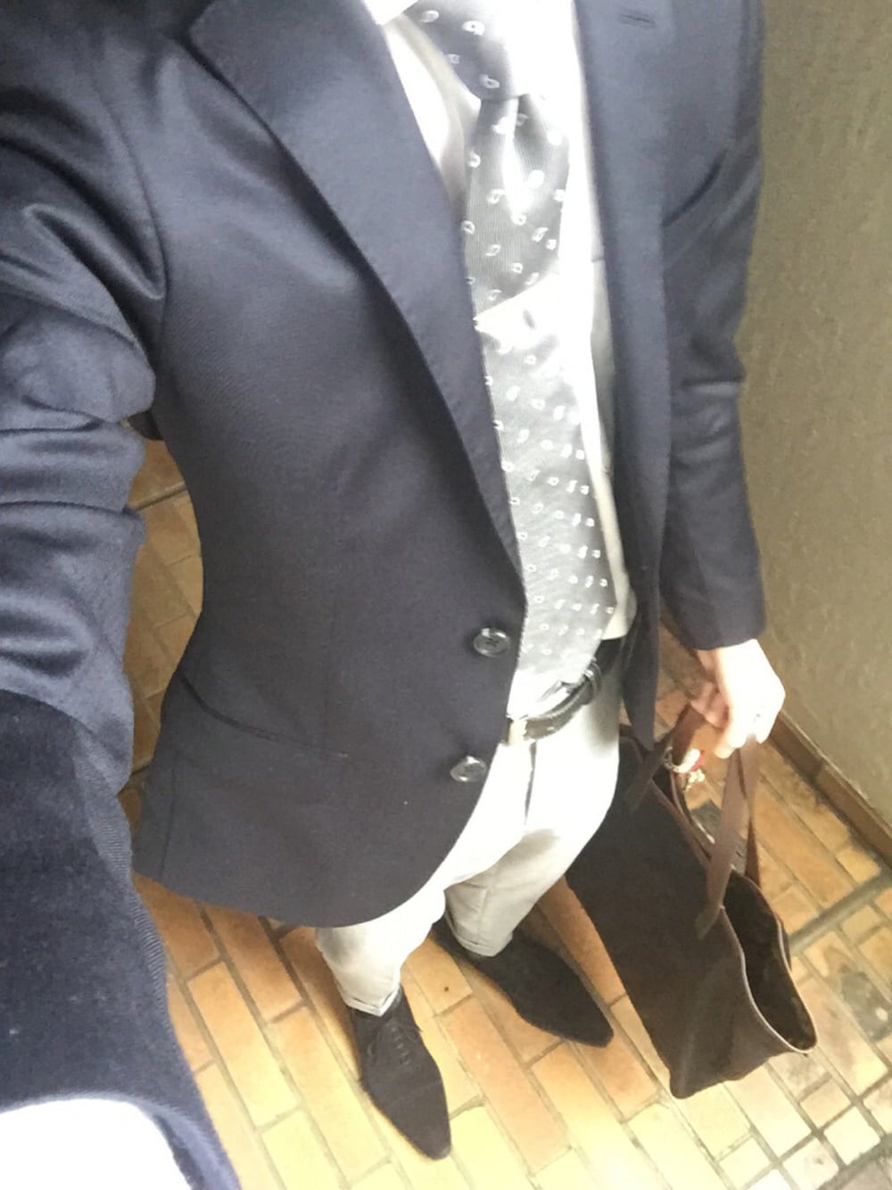 「VISARUNOのアイテム（スーツジャケット、ブルー系）」を使った、TAKUMIさん（メンズ・171cm）の秋コーディネートの1枚目の写真