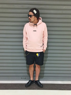 「アイテム（パーカー）」を使った、にいるさん（メンズ・178cm・30代）の春コーディネート