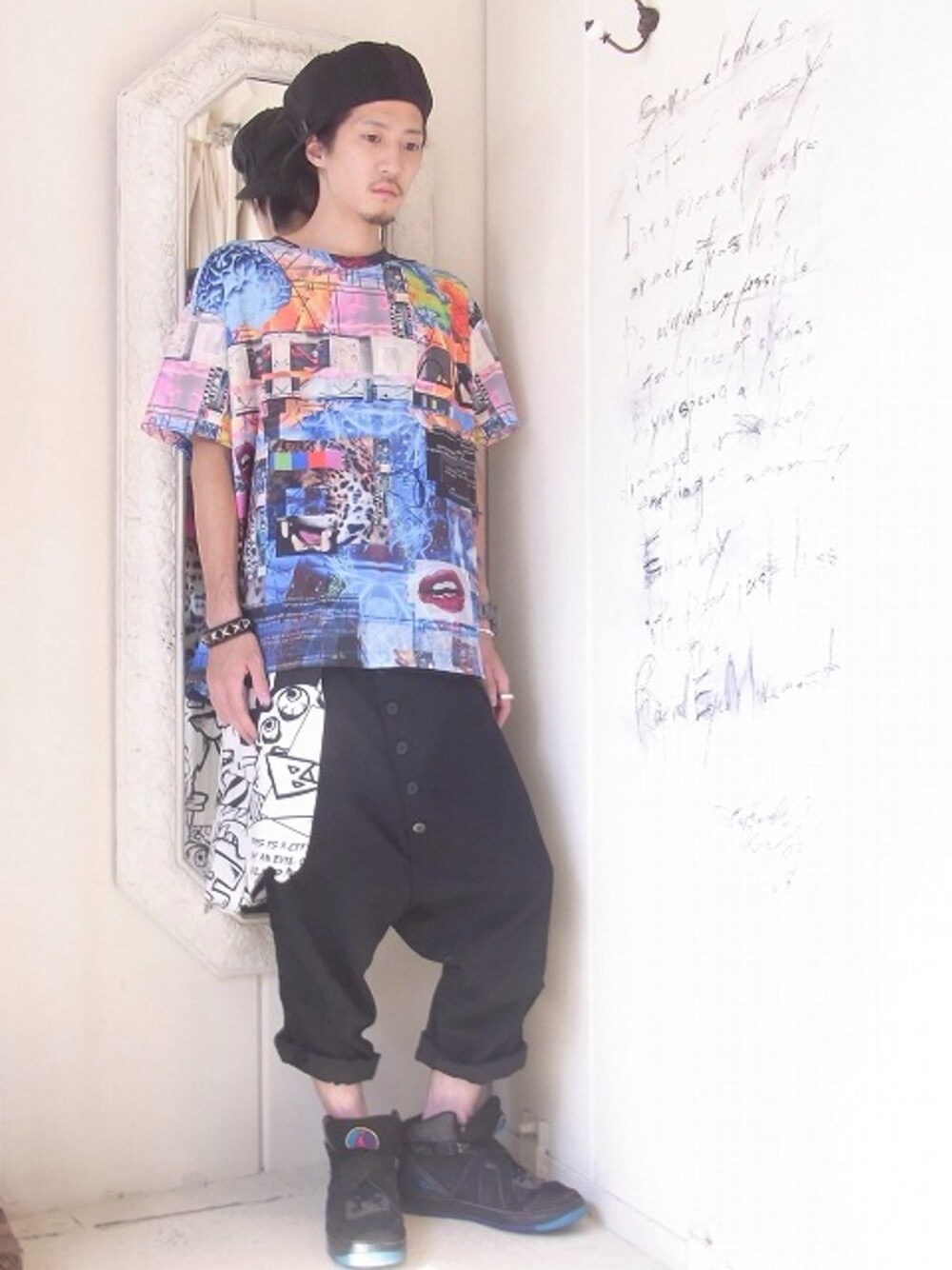 「NIKE、MACARONIC、Nemeth、KROFUNE、ジャパンブルー」｜「PLASTIC TOKYOのGRAPHIC DRY TEE（Tシャツ/カットソー、ブルー系）」を使った、staffさん（メンズ・170cm）の夏コーディネートの1枚目の写真