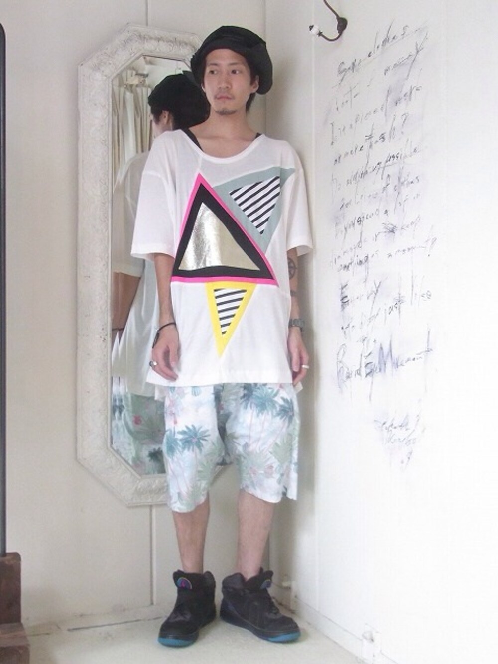 「NIKE、MACARONIC、STOF、アロハショーツ、mifune、TONO」｜「MACARONICの三角三つTee（Tシャツ/カットソー、その他）」を使った、staffさん（メンズ・170cm）の夏コーディネートの1枚目の写真