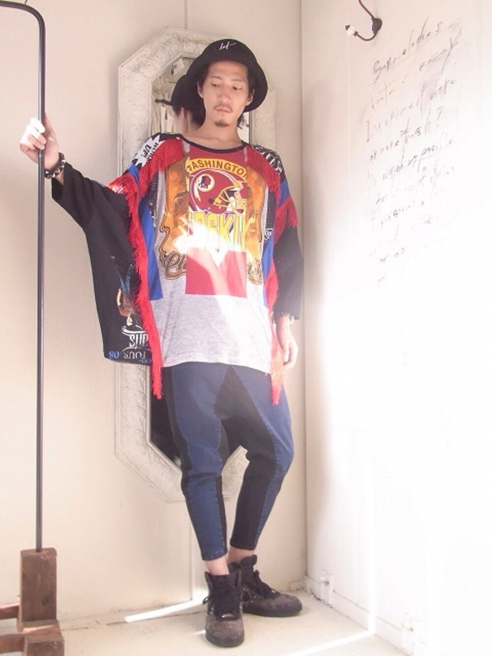 「MACARONIC、hirosige sayoko、bedsidedrama、HUF、バケットハット、NIKE」｜「hirosige sayokoの切り替えカットソー（Tシャツ/カットソー、その他）」を使った、staffさん（メンズ・170cm）の秋コーディネートの1枚目の写真
