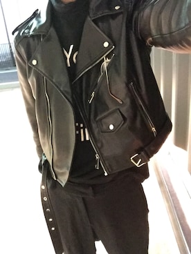 「GIVENCHY（ジバンシイ）のアイテム（スラックス）」を使った、yocelotさん（メンズ・175cm）の冬コーディネート