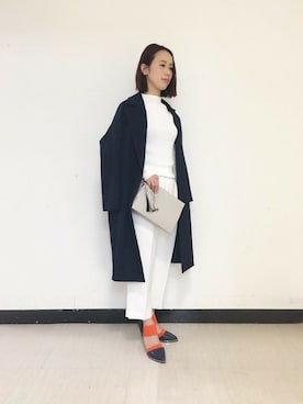 「アイテム（クラッチバッグ、グレー系）」を使った、TheDayztokyoさん（レディース・165cm）の冬コーディネート