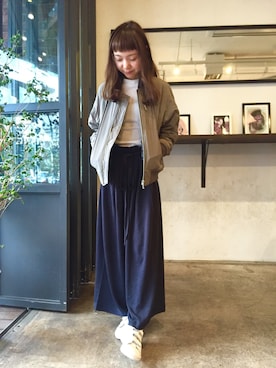 「NOMBRE IMPAIR（ノンブルアンペール）のアイテム（MA-1）」を使った、tuu.さん（レディース・150cm）の秋コーディネート