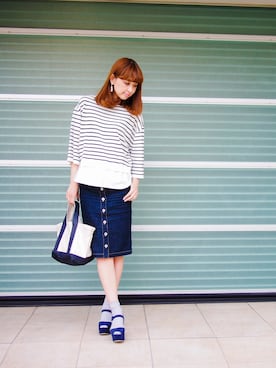 「rous（ラス）のアイテム（バッグ）」を使った、MARIKOさん（レディース・168cm）の春コーディネート