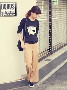 「rous（ラス）のアイテム（パンツ）」を使った、MARIKOさん（レディース・168cm）の秋コーディネート